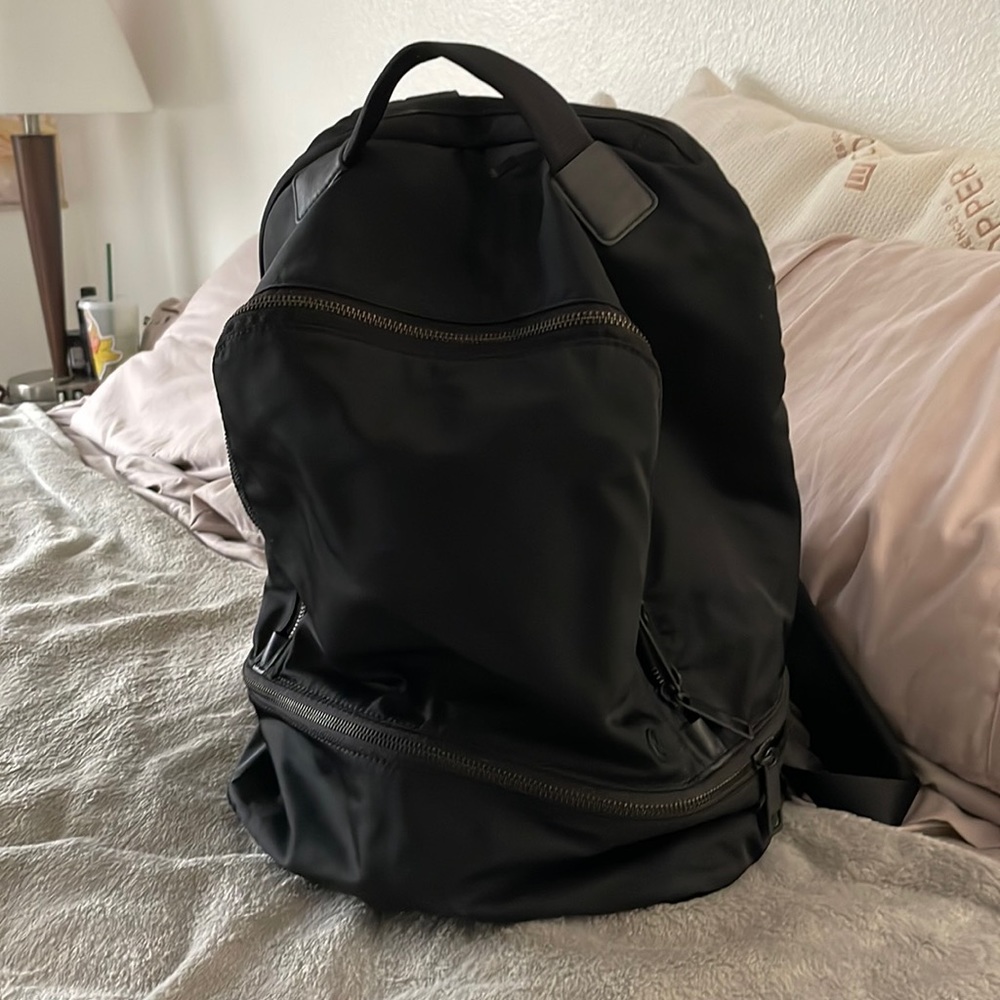 Lululemon City Adventurer 17L 🎒 backpack
